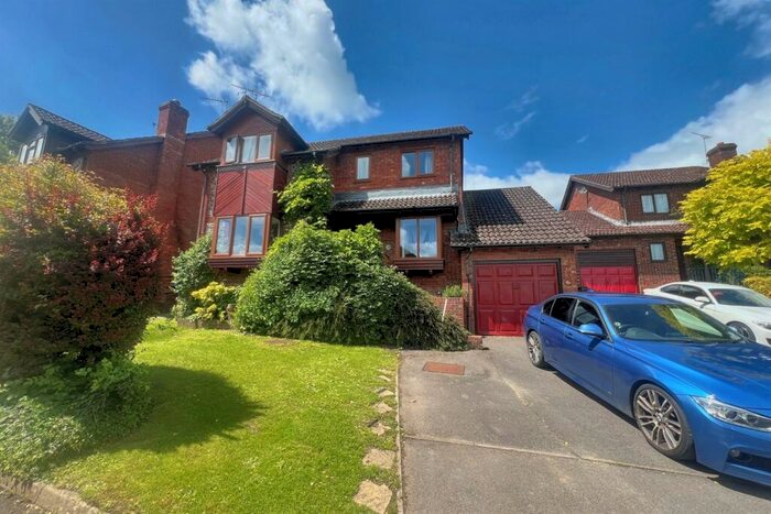 4 Bedroom Detached House For Sale In Alderbury, SP5