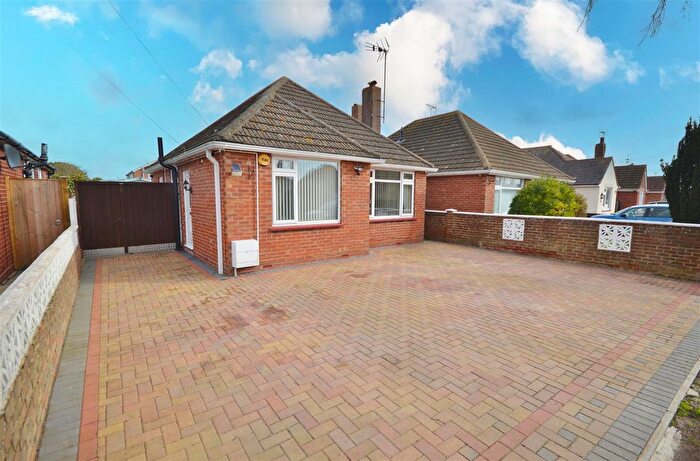 2 Bedroom Detached Bungalow For Sale In Marlowe Road, Clacton-On-Sea, Essex, CO15
