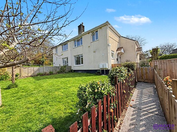 1 Bedroom Flat For Sale In Whitleigh Way, Plymouth, PL5