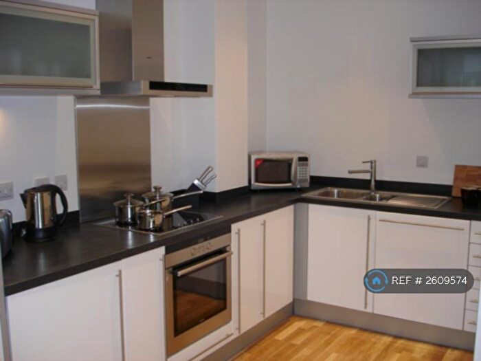 3 Bedroom Flat To Rent In Rumford Place, Liverpool, L3