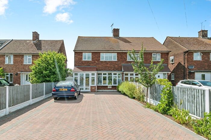 3 Bedroom Semi-Detached House For Sale In Brentwood Road, Grays, Essex, RM16