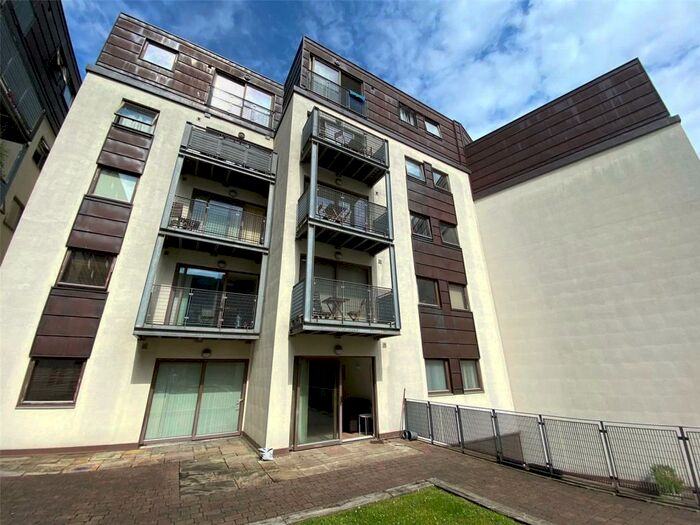 2 Bedroom Apartment To Rent In Advent /, Isaac Way, Manchester, M4