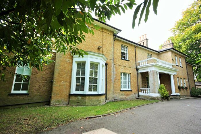 2 Bedroom Apartment For Sale In Rayleigh Road, Hutton, Brentwood, CM13