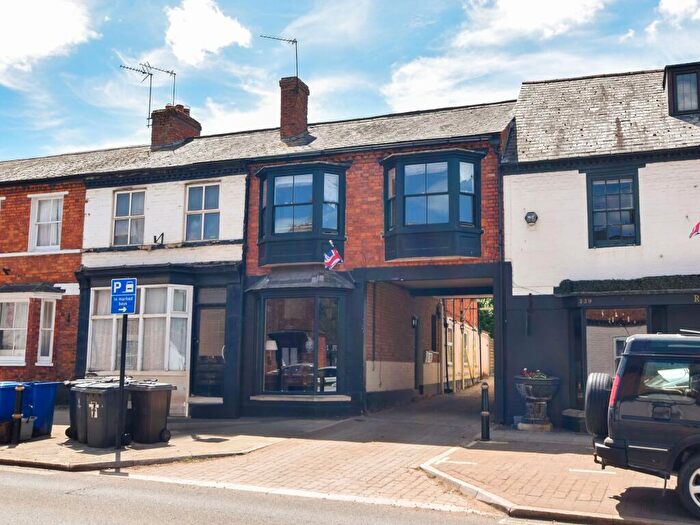 1 Bedroom Flat To Rent In Watling Street West, Towcester, NN12