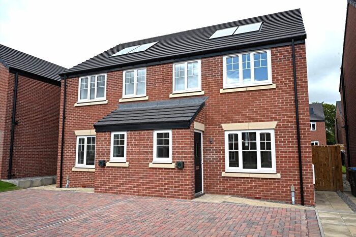 3 Bedroom Semi-Detached House For Sale In Westward Green, Monarch Way, Willington, DL15