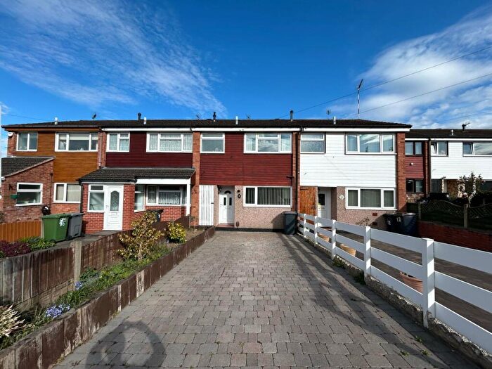 3 Bedroom Terraced House For Sale In Kings Gardens, Bedworth, Warwickshire, CV12