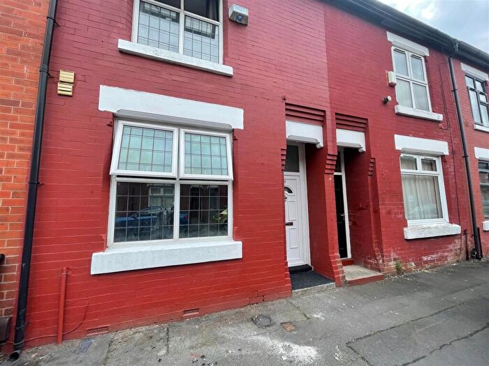 5 Bedroom Terraced House For Sale In Parkfield Avenue, Manchester, M14