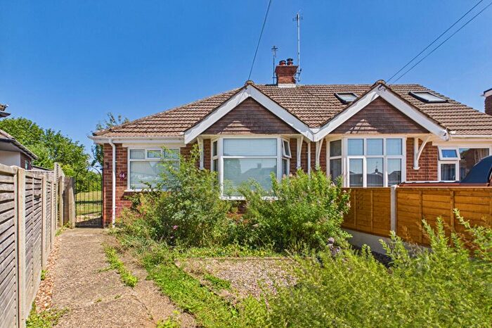 2 Bedroom Semi-Detached Bungalow To Rent In Northampton Road, Roade, NN7