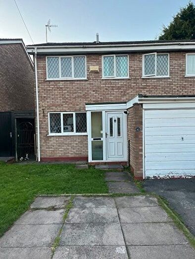 3 Bedroom Property To Rent In Rutland Drive, Birmingham, B26