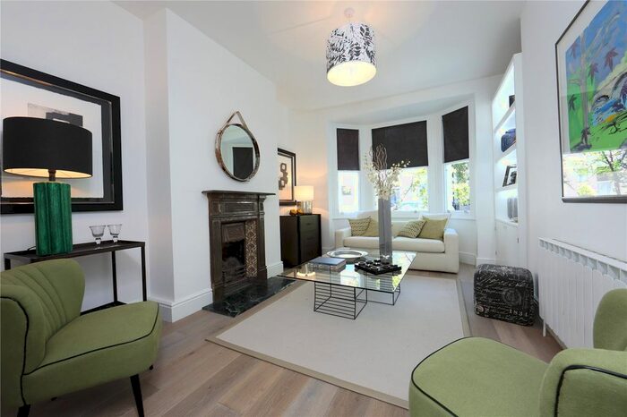 4 Bedroom Terraced House To Rent In Duke Road, Chiswick, London, W4