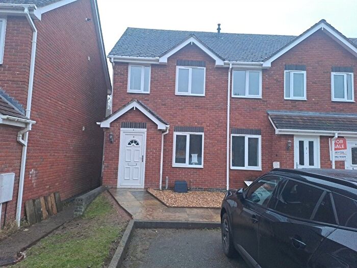 2 Bedroom End Terrace House For Sale In Lodge Court, Donnington Wood, Telford, TF2