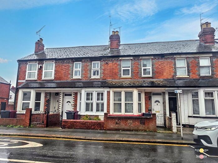 3 Bedroom Terraced House For Sale In Addison Road, Reading, Berkshire, RG1