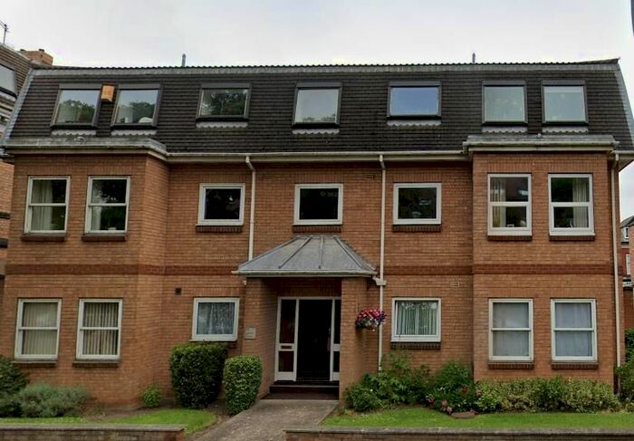 2 Bedroom Flat To Rent In Lynwood Court, Filey Road, Scarborough, YO11