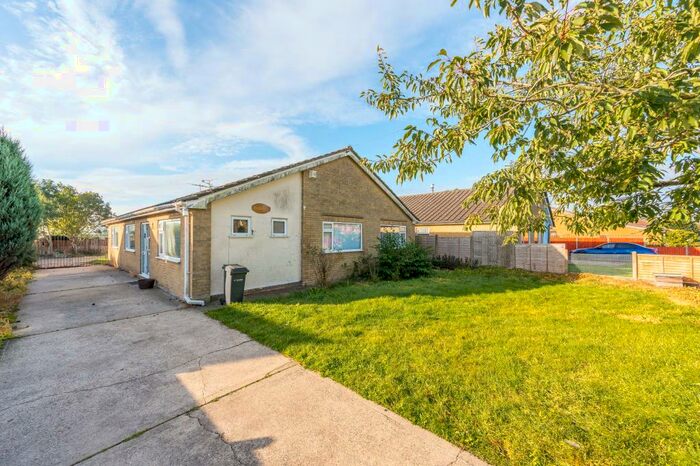4 Bedroom Bungalow For Sale In Wainfleet Road, Irby-In-The-Marsh, PE24