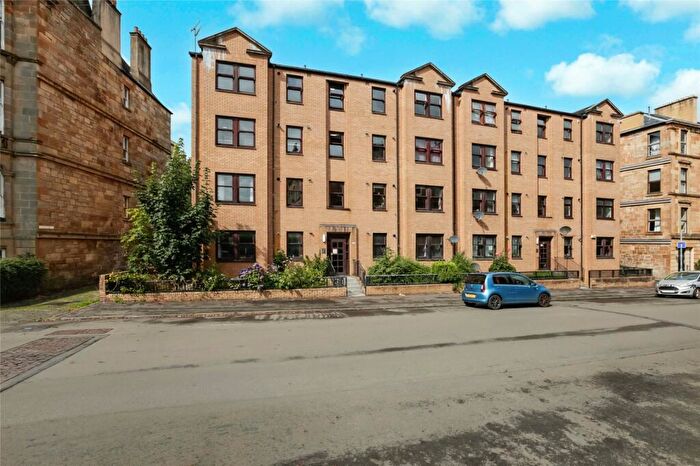 2 Bedroom Flat For Sale In Langside Road, Queen Park, Glasgow, G42