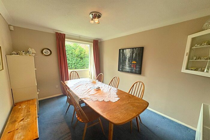 4 Bedroom Detached House For Sale In Southlands, Holmes Chapel, CW4