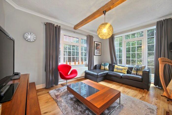 4 Bedroom Detached House To Rent In Brooklands Road, Weybridge, KT13