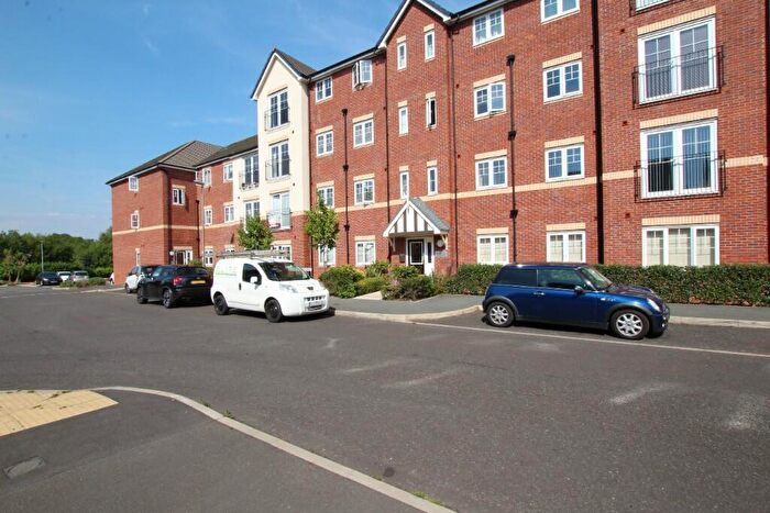 2 Bedroom Flat To Rent In Robinson Road, Ellesmere Port, Cheshire, CH65