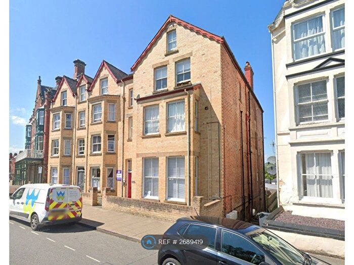 2 Bedroom Flat To Rent In High Street, Llandrindod Wells, LD1