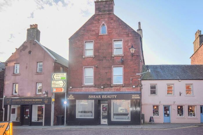 1 Bedroom Flat To Rent In High Street, Kirriemuir, Angus, DD8
