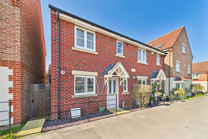 3 Bedroom Semi-Detached House For Sale In Merlin Way, Bracknell, Berkshire, RG12