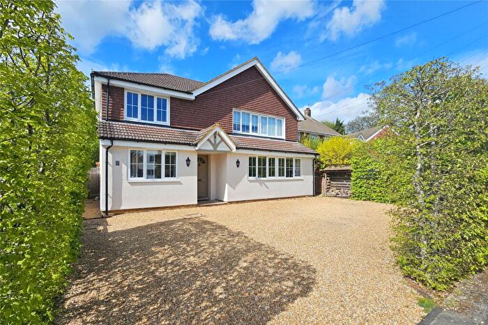 5 Bedroom Detached House For Sale In Glenville Gardens, Hindhead, Surrey, GU26