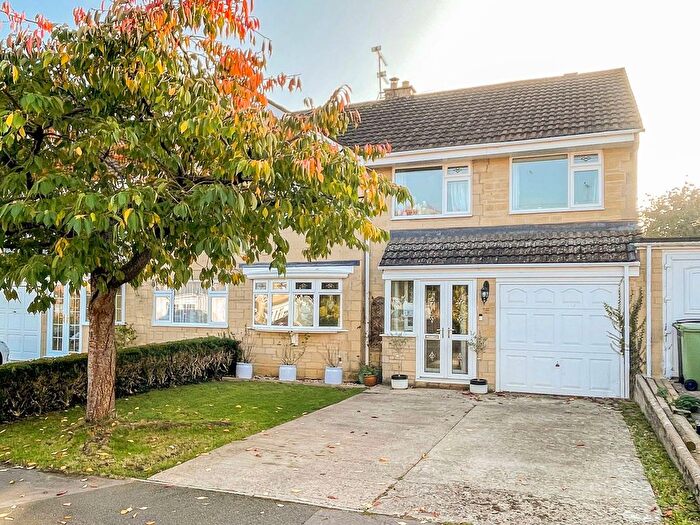 4 Bedroom Semi-Detached House For Sale In Magdalen Road, Tetbury, GL8