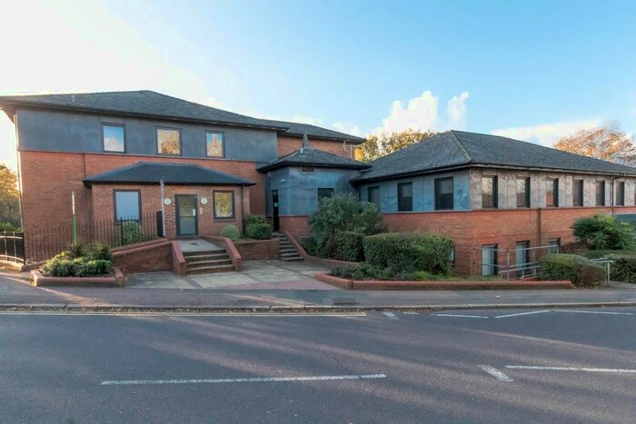 1 Bedroom Flat To Rent In Old Park Road, Hitchin, SG5