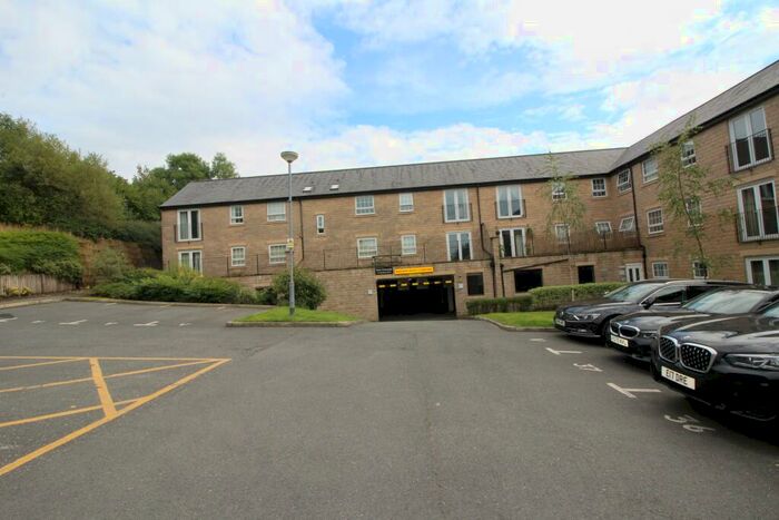 2 Bedroom Flat For Sale In Clough Gardens, Haslingden, BB4