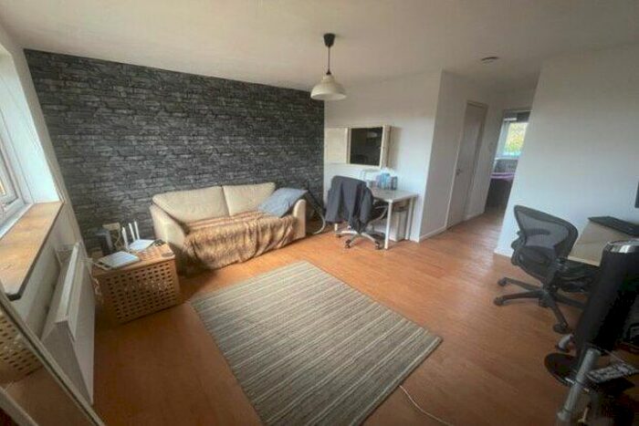 1 Bedroom Flat To Rent In Coopers Court, Gloucester, GL3