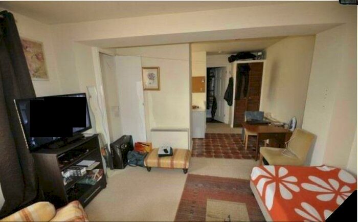 Studio To Rent In Cadogan House, All Saints Road, Cheltenham, GL52
