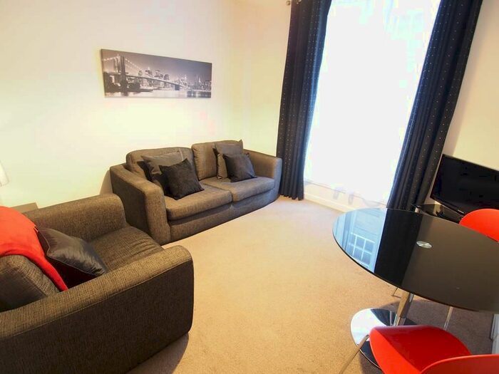 2 Bedroom Flat To Rent In Shiprow, First Floor, AB11