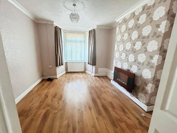 3 Bedroom Semi-Detached House For Sale In Pontardulais Road, Gorseinon, Swansea, SA4