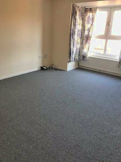 2 Bedroom House To Rent In Heather Close, Warrington, Cheshire, WA3