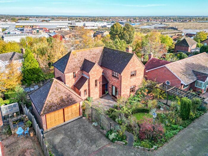 4 Bedroom Detached House For Sale In The Downs, Maldon, Essex, CM9