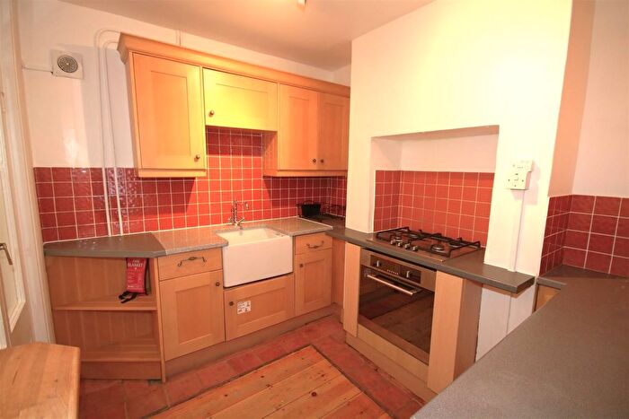 2 Bedroom Property To Rent In Kirbys Lane, Canterbury, CT2