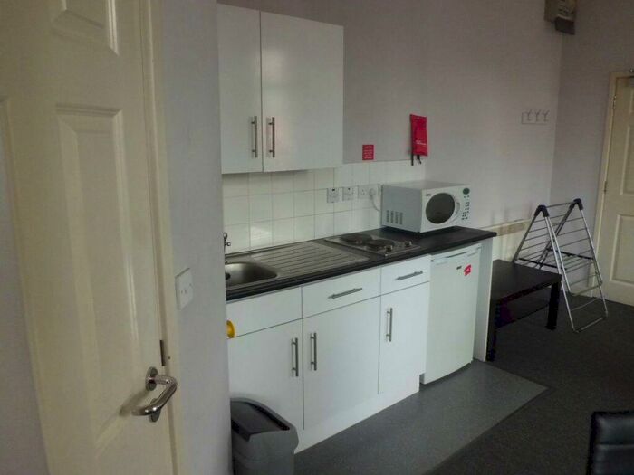 Studio To Rent In Bournbrook House, B29