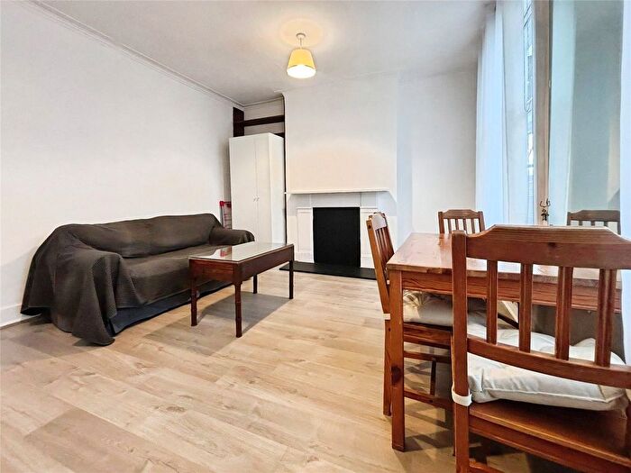 1 Bedroom Flat To Rent In Eustace Road, London, SW6