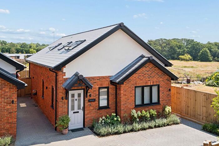 3 Bedroom Detached House For Sale In Wexham Street, Stoke Poges, SL3