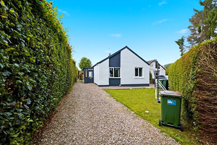 2 Bedroom Detached Bungalow For Sale In Knocklee, West George Street, Blairgowrie, PH10
