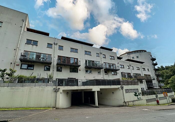 2 Bedroom Flat To Rent In Lochburn Gate, Maryhill, Glasgow, G20