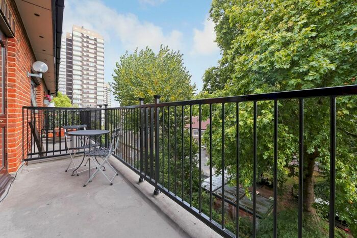 Studio To Rent In George Leybourne House, Fletcher Street, London, E1