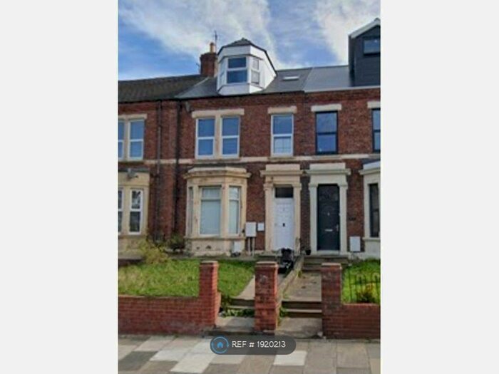 4 Bedroom Maisonette To Rent In Westoe Road, South Shields, NE33