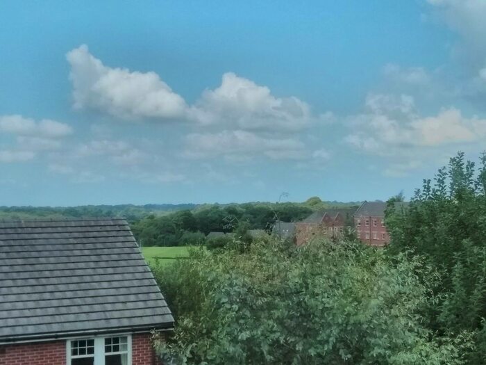 1 Bedroom Flat To Rent In Lakeland Gardens, Chorley, PR7