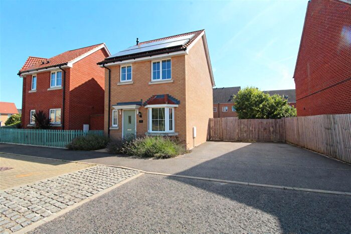 3 Bedroom Detached House To Rent In Fennel Drive, Red Lodge, Bury St. Edmunds, IP28