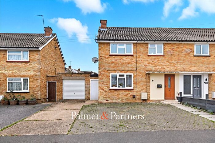 3 Bedroom Semi-detached House For Sale In Telford Road, Braintree, Essex, CM7