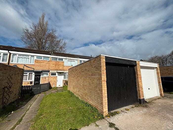 3 Bedroom Terraced House For Sale In Lincoln Way, Thetford, IP24