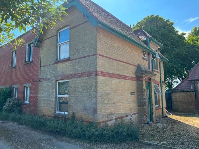 5 Bedroom Detached House To Rent In Millfield Avenue, East Cowes, PO32