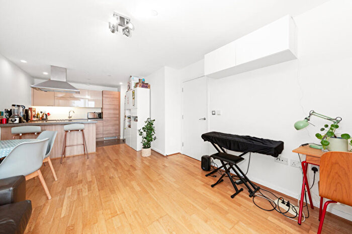 2 Bedroom Apartment To Rent In Harmony Place, Deptford, SE8
