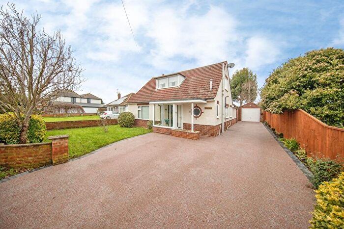 3 Bedroom Detached Bungalow For Sale In Main Road, Martlesham, Woodbridge, IP12